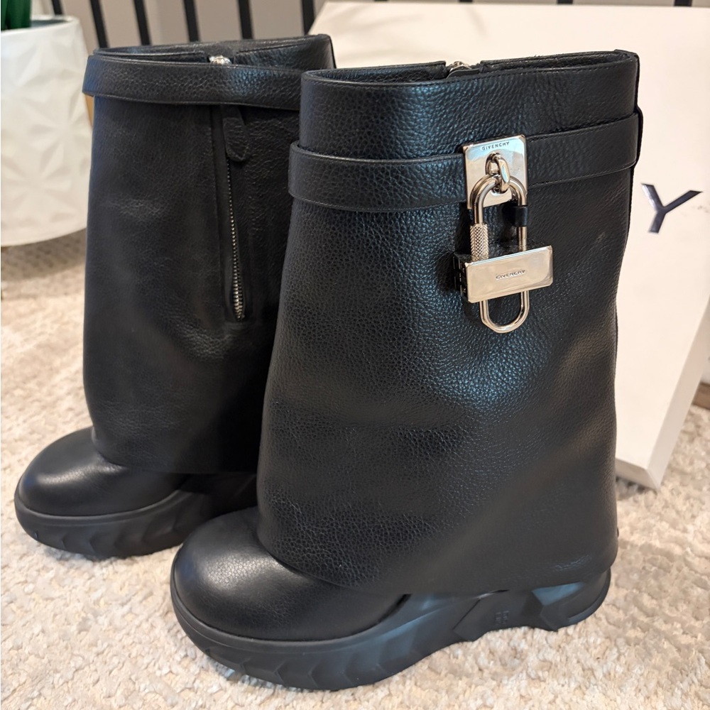 Givenchy Shark biker boots